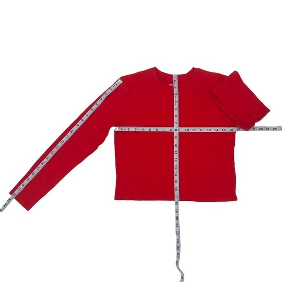 NWT Wild Fable Red Long Sleeve Cropped Boxy T-Shirt Size Small Women’s - Picture 5 of 8